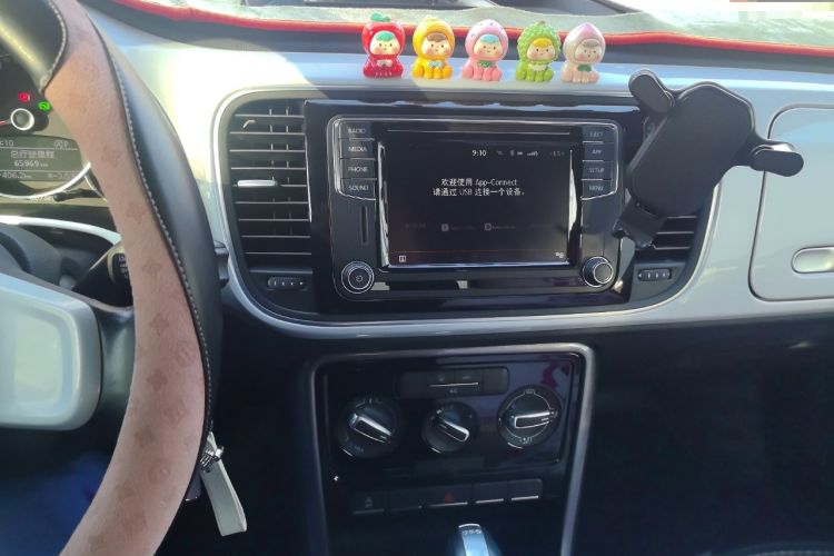 Used Volkswagen Beetle 2017 180TSI Yile Edition Audio And AC Panel