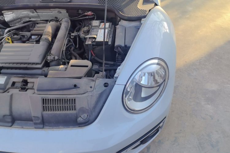 Used Volkswagen Beetle 2017 180TSI Yile Edition Engine Bay Left