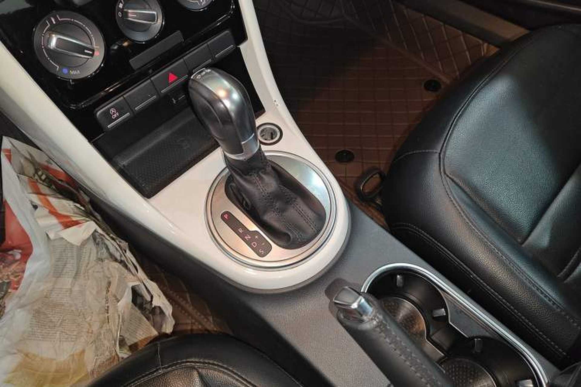 Used Volkswagen Beetle 2017 180TSI Yile Edition Gear Lever