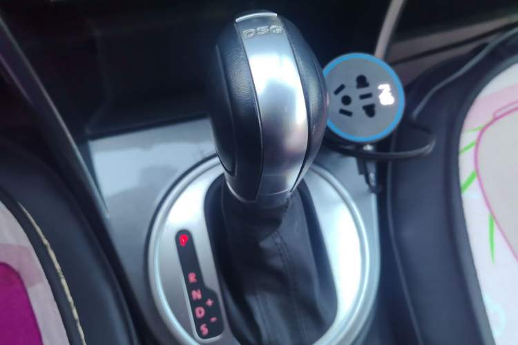 Used Volkswagen Beetle 2017 180TSI Yile Edition Gear Lever