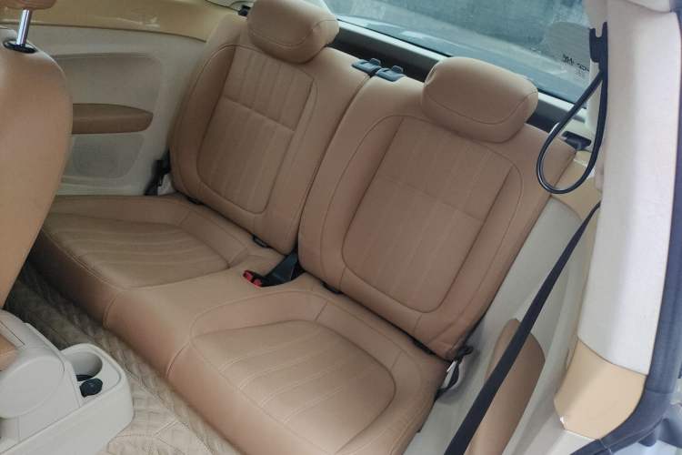 Used Volkswagen Beetle 2017 180TSI Yile Edition Left Rear Seat