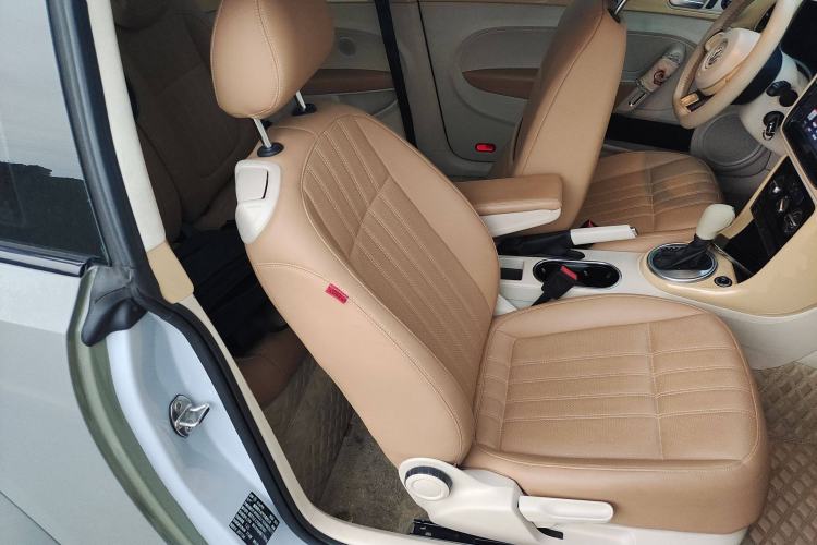 Used Volkswagen Beetle 2017 180TSI Yile Edition Right Front Seat