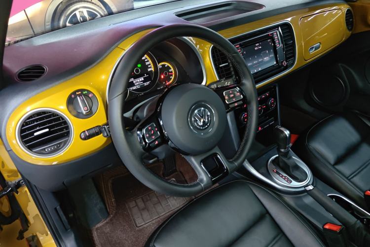 Used Volkswagen Beetle 2017 280TSI Dune Off-Road Edition Steering Wheel