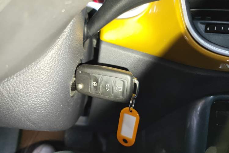 Used Volkswagen Beetle 2017 280TSI Dune Off-Road Edition Vehicle Key