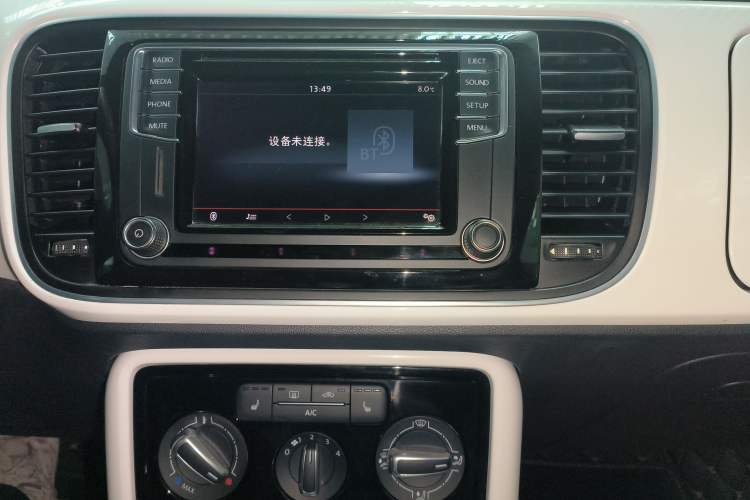 Used Volkswagen Beetle 2017 180TSI Shangle Edition Audio And AC Panel