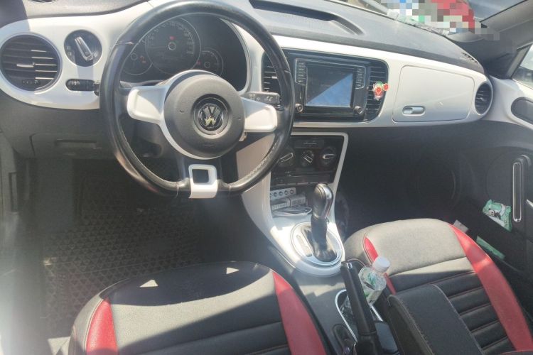 Used Volkswagen Beetle 2017 180TSI Yile Edition Center Console