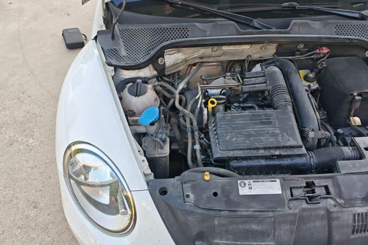 Used Volkswagen Beetle 2017 180TSI Yile Edition Engine Bay Right