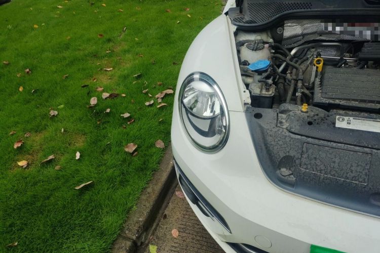 Used Volkswagen Beetle 2017 180TSI Yile Edition Engine Bay Right