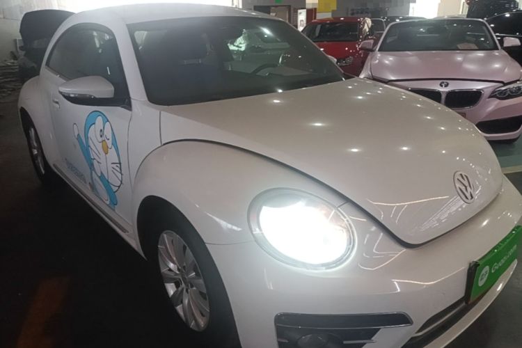 Used Volkswagen Beetle 2017 180TSI Yile Edition Front Right 45 Deg