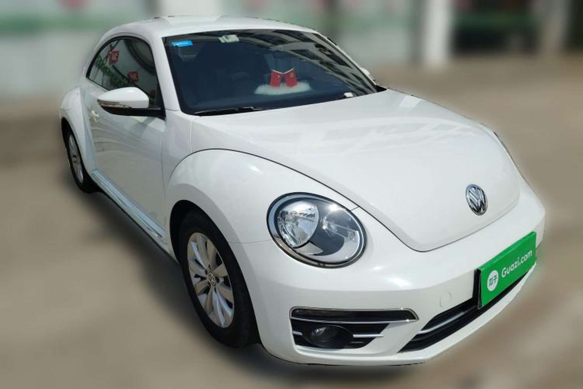 Used Volkswagen Beetle 2017 180TSI Yile Edition Front Right 45 Deg