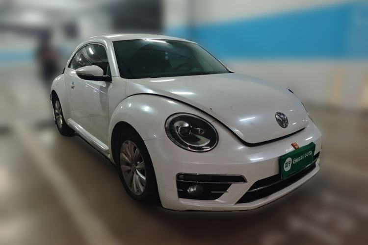 Used Volkswagen Beetle 2017 180TSI Yile Edition Front Right 45 Deg