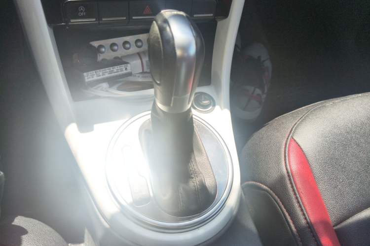 Used Volkswagen Beetle 2017 180TSI Yile Edition Gear Lever