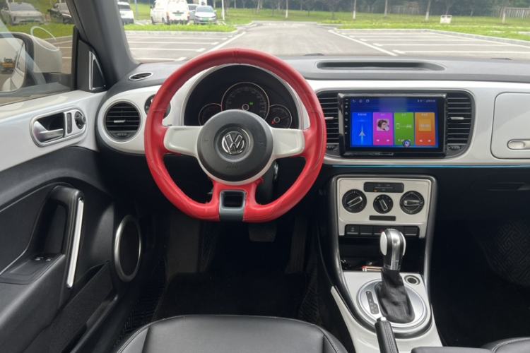 Used Volkswagen Beetle 2017 180TSI Yile Edition Interior 2