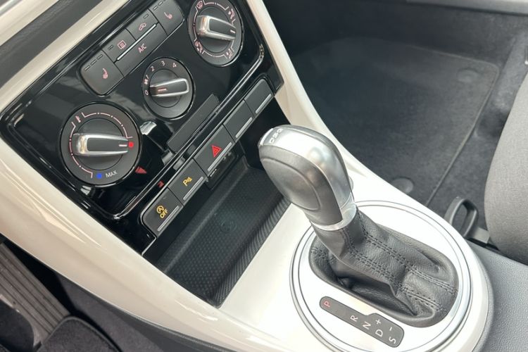 Used Volkswagen Beetle 2017 180TSI Shangle Edition Interior 4