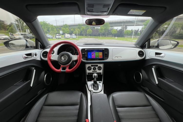 Used Volkswagen Beetle 2017 180TSI Yile Edition Interior 4