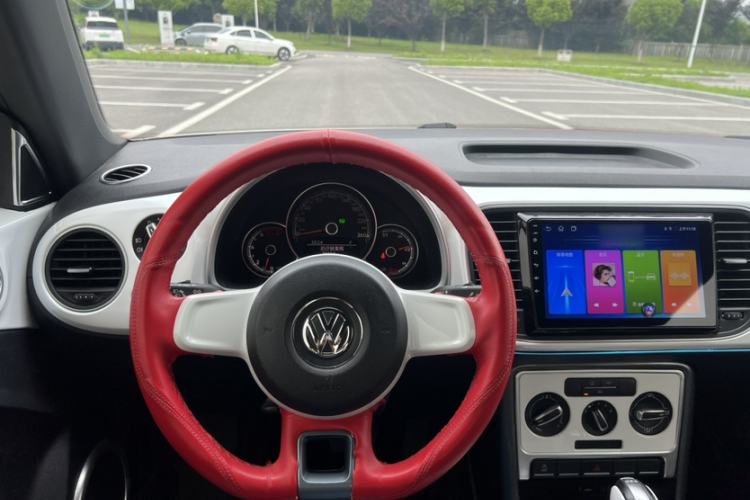 Used Volkswagen Beetle 2017 180TSI Yile Edition Interior 7