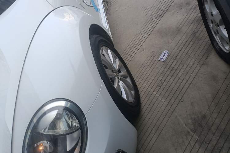 Used Volkswagen Beetle 2017 180TSI Yile Edition Left Front Wheel Hub