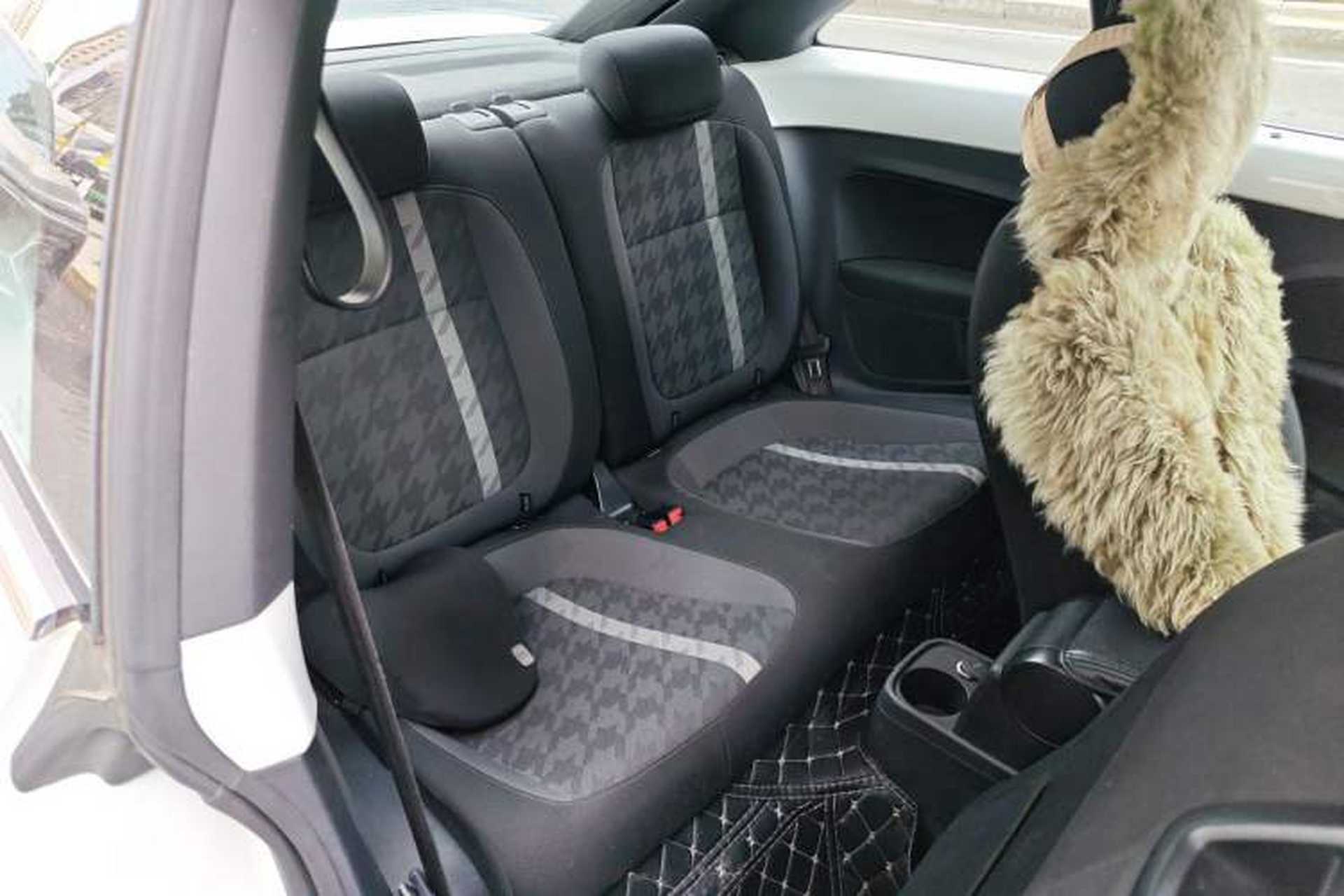 Used Volkswagen Beetle 2017 180TSI Yile Edition Left Rear Seat