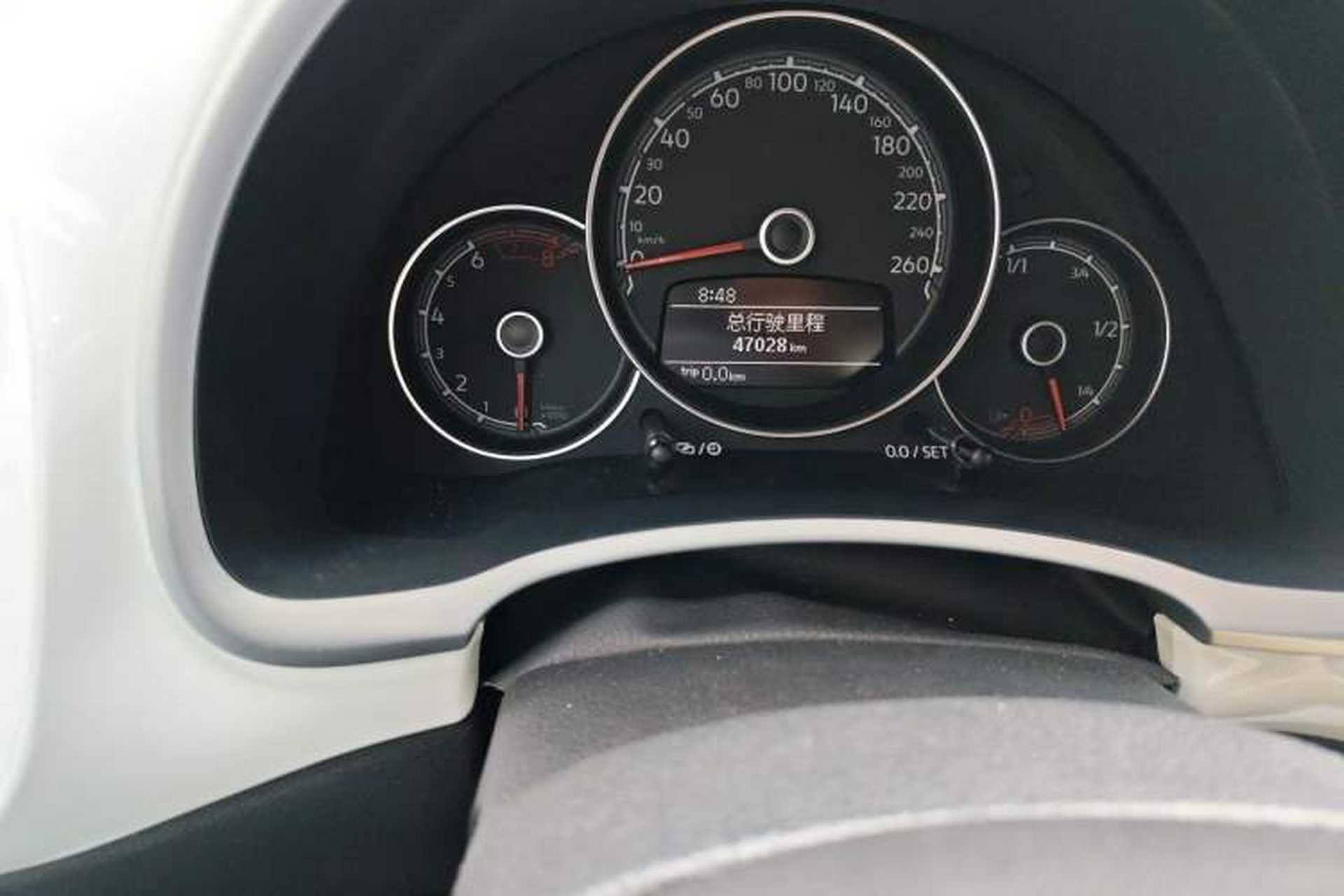 Used Volkswagen Beetle 2017 180TSI Yile Edition Odometer Close Up