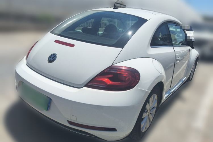 Used Volkswagen Beetle 2017 180TSI Yile Edition Rear Right 45 Deg