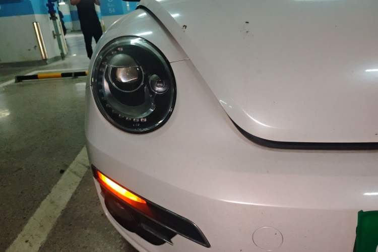 Used Volkswagen Beetle 2017 180TSI Yile Edition Right Front Headlight