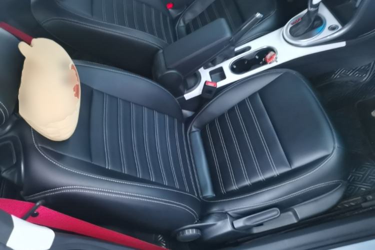Used Volkswagen Beetle 2017 180TSI Yile Edition Right Front Seat