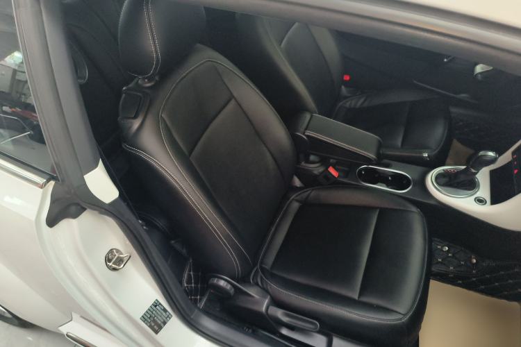 Used Volkswagen Beetle 2017 180TSI Shangle Edition Right Front Seat