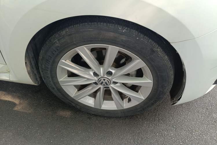 Used Volkswagen Beetle 2017 180TSI Shangle Edition Right Front Wheel Hub