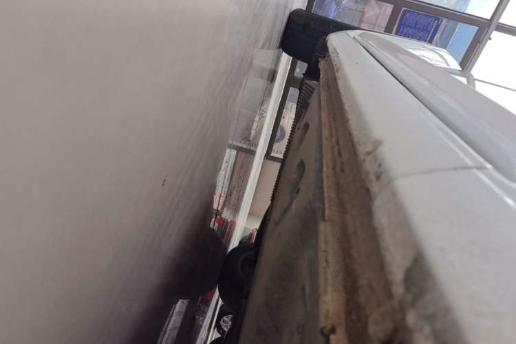 Used Volkswagen Beetle 2017 180TSI Yile Edition Right Side Sill