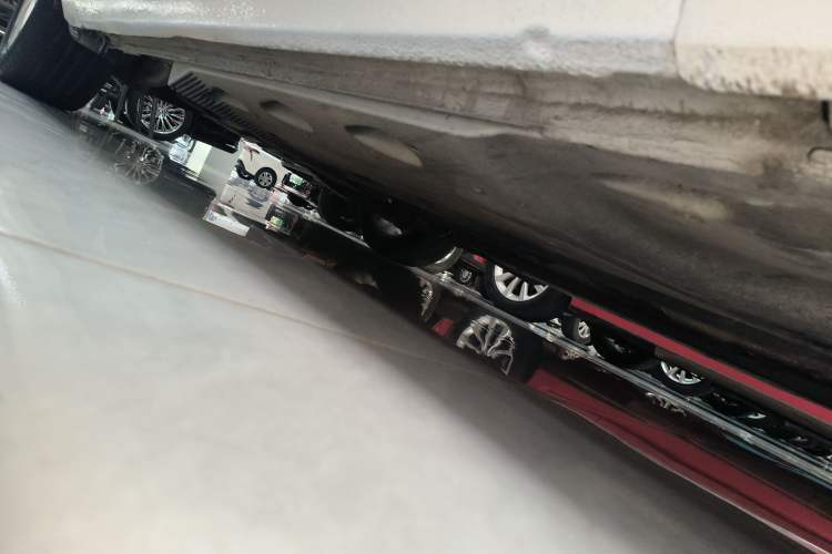 Used Volkswagen Beetle 2017 180TSI Shangle Edition Right Side Sill
