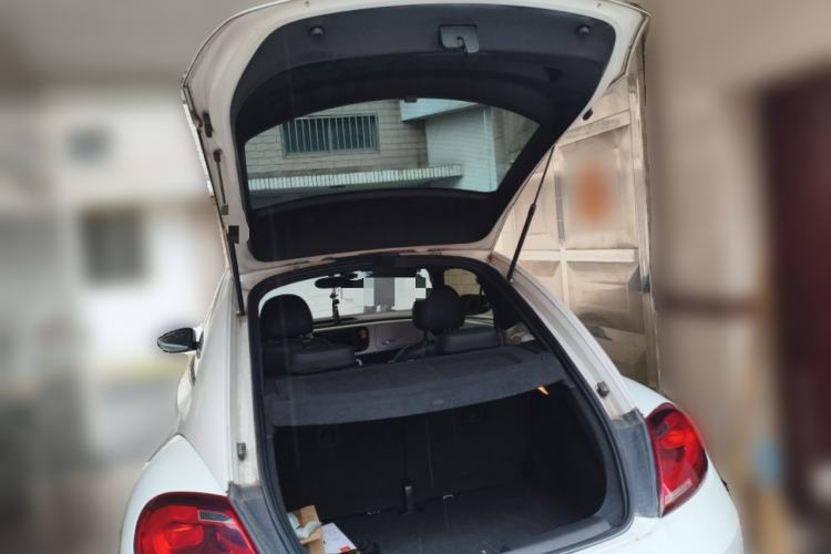 Used Volkswagen Beetle 2017 180TSI Yile Edition Trunk