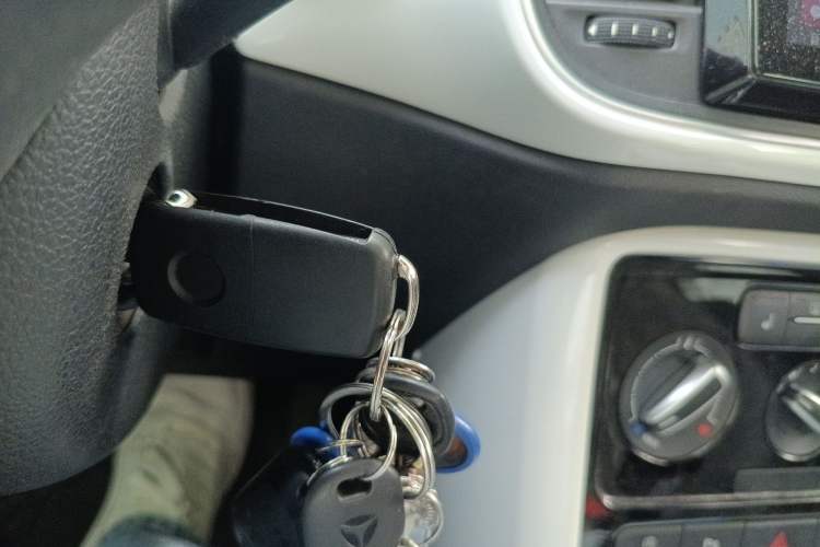 Used Volkswagen Beetle 2017 180TSI Shangle Edition Vehicle Key