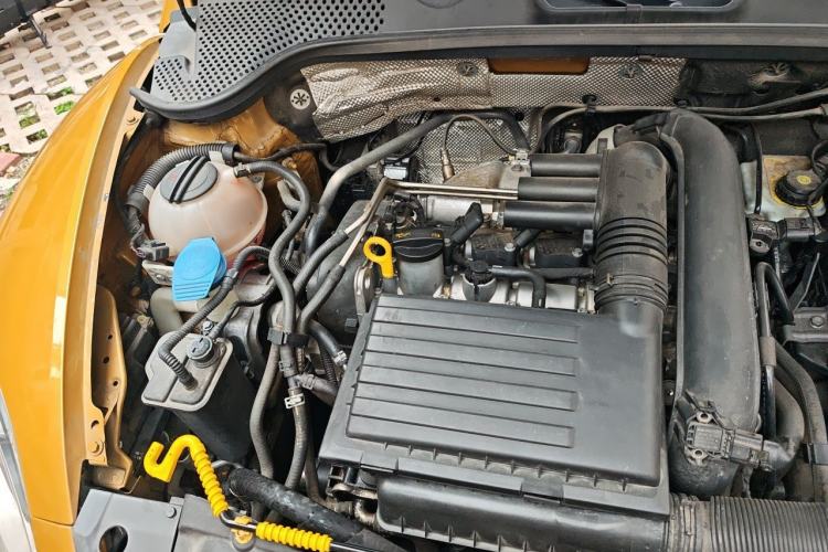 Used Volkswagen Beetle 2017 280TSI Dune Off-Road Edition Engine Bay Right