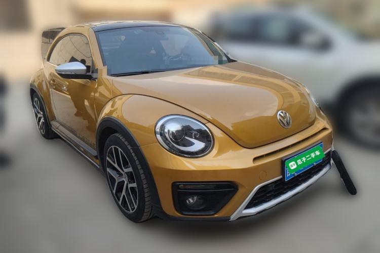 Used Volkswagen Beetle 2017 180TSI Dune Off-Road Edition Front Right 45 Deg