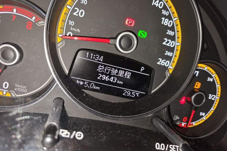 Used Volkswagen Beetle 2017 180TSI Dune Off-Road Edition Instrument Cluster