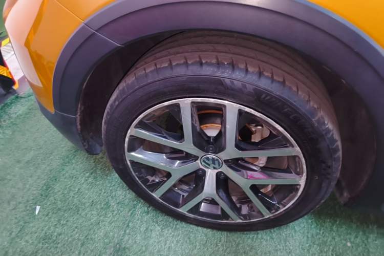 Used Volkswagen Beetle 2017 180TSI Dune Off-Road Edition Right Rear Wheel Hub