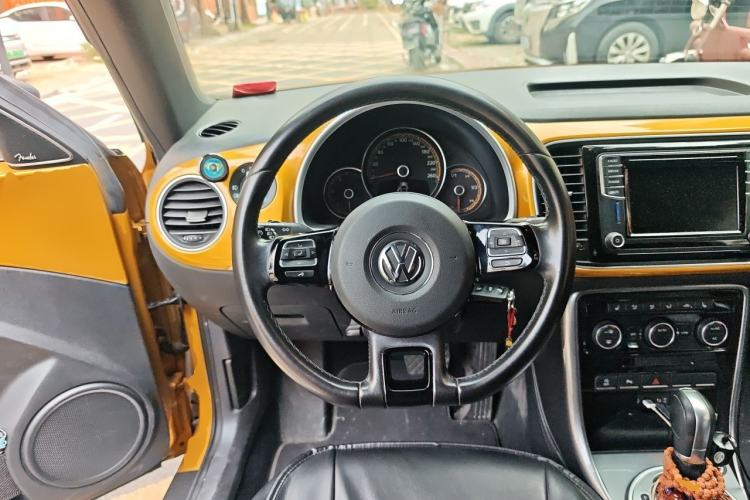 Used Volkswagen Beetle 2017 280TSI Dune Off-Road Edition Steering Wheel