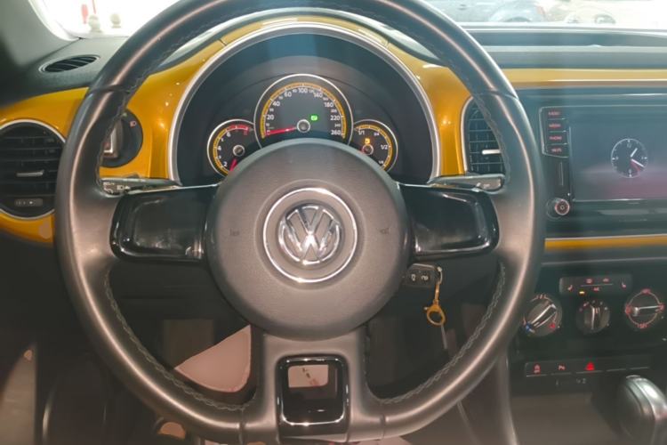 Used Volkswagen Beetle 2017 180TSI Dune Off-Road Edition Steering Wheel