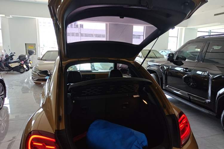 Used Volkswagen Beetle 2017 180TSI Dune Off-Road Edition Trunk