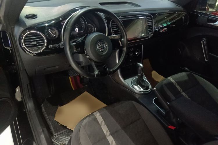 Used Volkswagen Beetle 2018 180TSI Yile Model Center Console