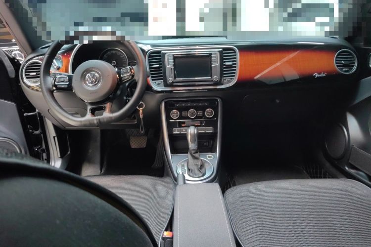 Used Volkswagen Beetle 2018 280TSI Zongle Model Center Console