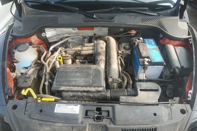 Used Volkswagen Beetle 2018 180TSI Joyful Orange Edition Engine Bay