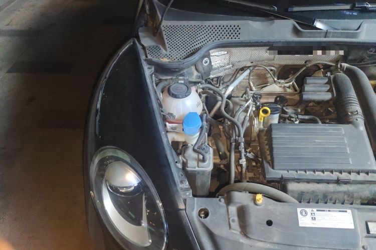 Used Volkswagen Beetle 2018 280TSI Zongle Model Engine Bay Right