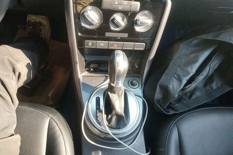 Used Volkswagen Beetle 2018 180TSI Yile Model Gear Lever