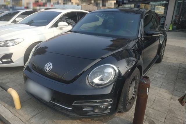 Used Volkswagen Beetle 2018 180TSI Joyful Orange Edition
