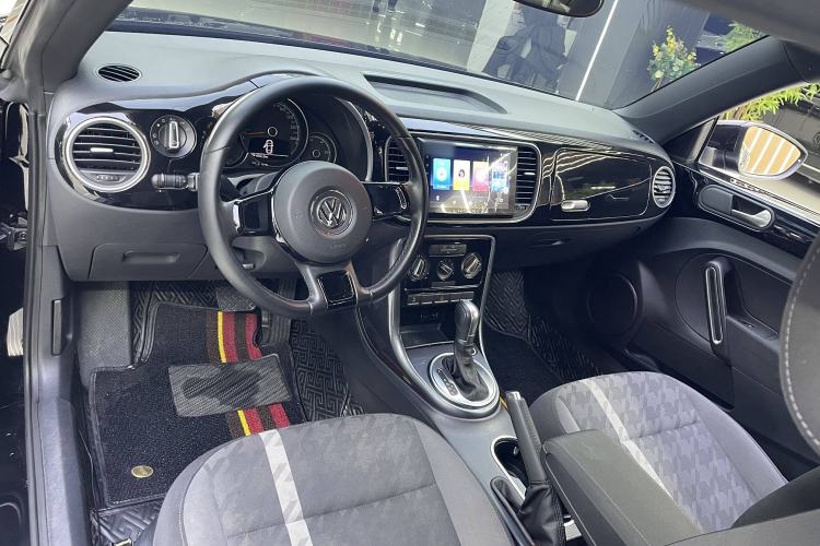 Used Volkswagen Beetle 2018 180TSI Yile Model Interior 1