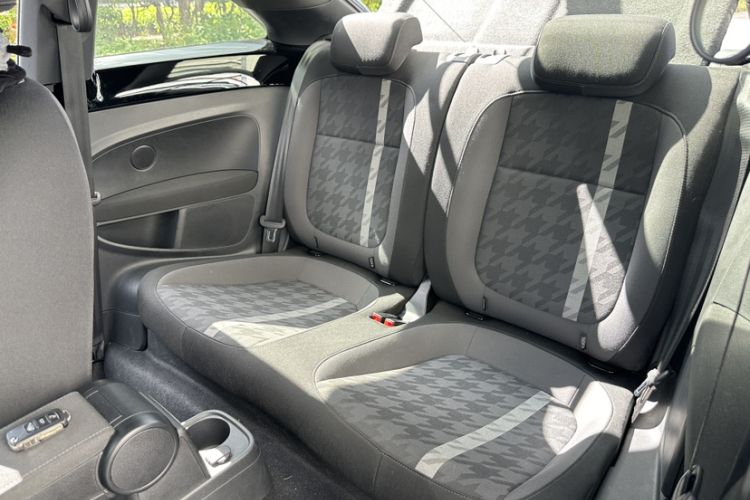 Used Volkswagen Beetle 2018 180TSI Yile Model Interior 3
