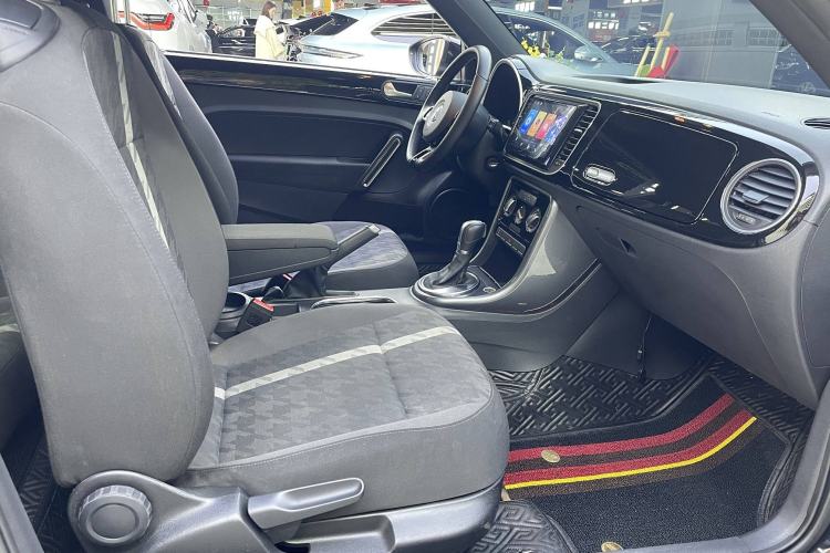Used Volkswagen Beetle 2018 180TSI Yile Model Interior 7