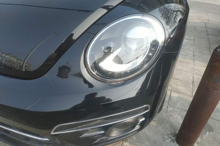 Used Volkswagen Beetle 2018 180TSI Joyful Orange Edition Left Front Headlight