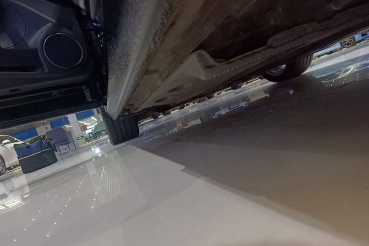 Used Volkswagen Beetle 2018 180TSI Yile Model Left Side Sill